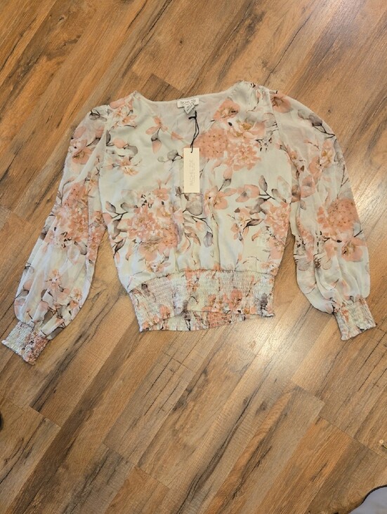 Rachel Zoe Tops - Rachel Zoe Peach Floral Smocked Waist Blouse